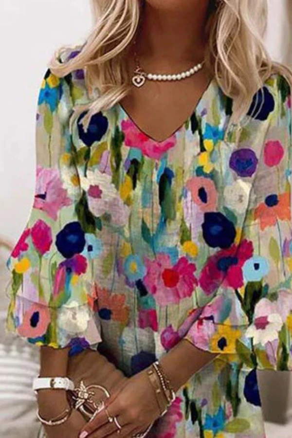 Tabithea | Floral V-Neck Dress