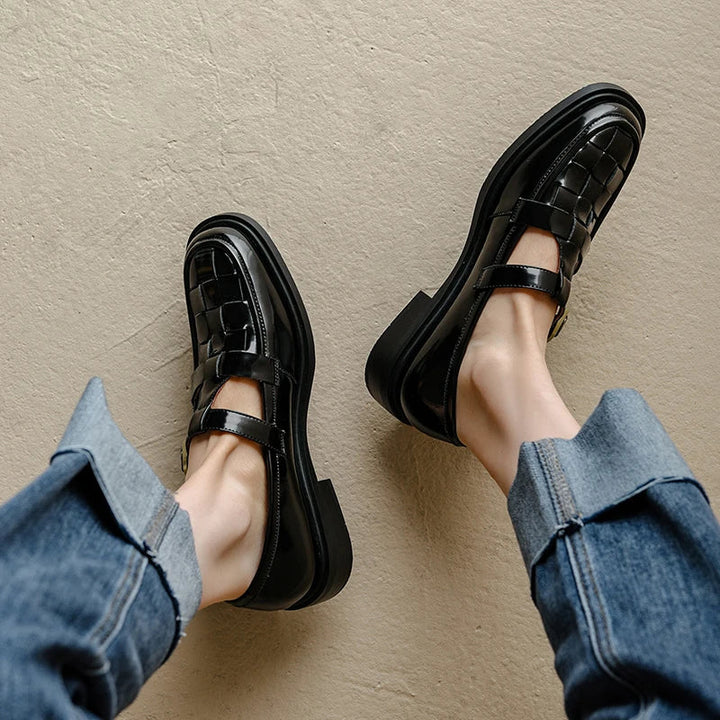 Lumier | Retro Flats
