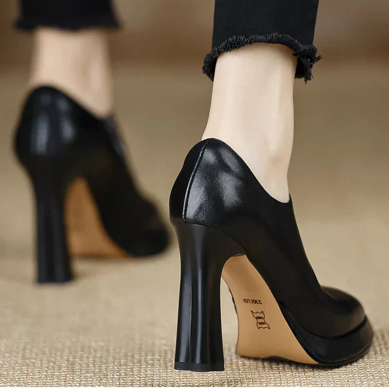 Carinia | Stylish Pumps